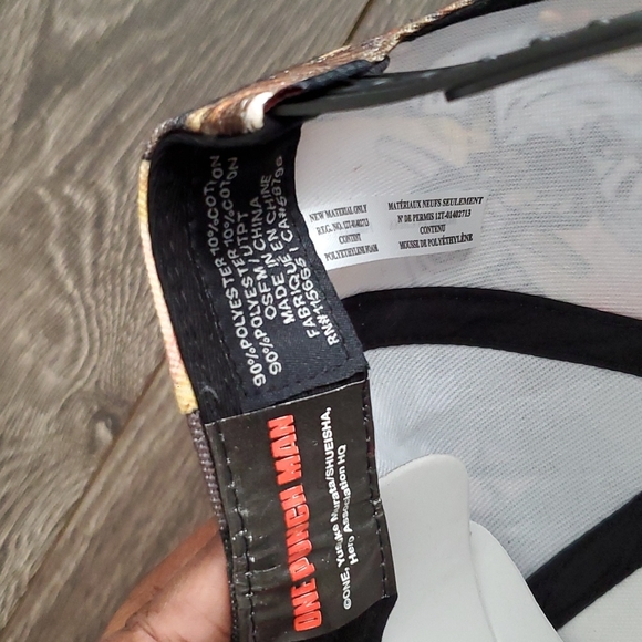 One Punch Man Graphic Snapback Hat - Brand New with Tags - Picture 9 of 10